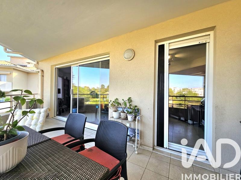 Appartement - 77 m² - 3 pièces