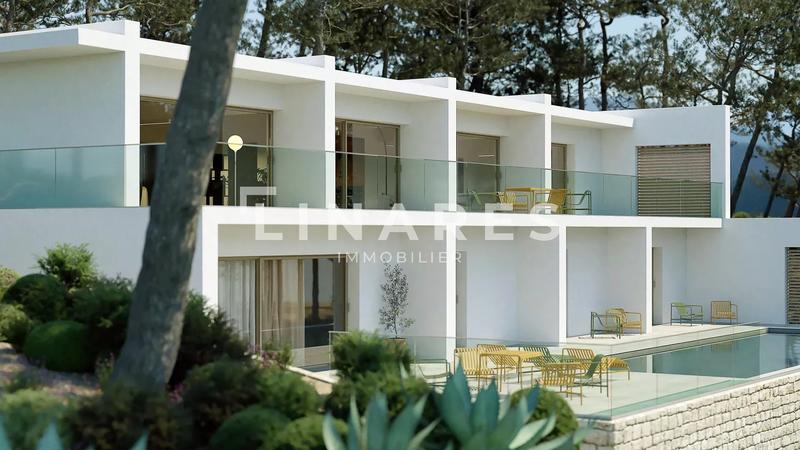 Maison - 380 m² - 7 pièces