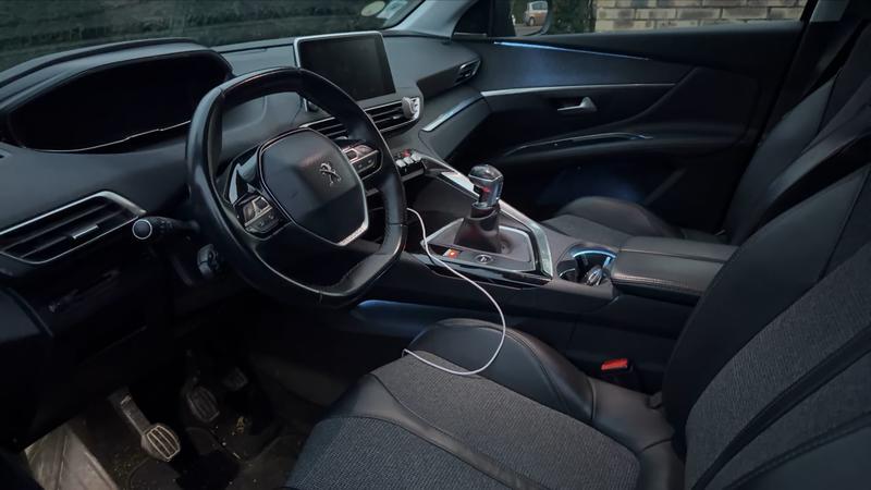 Peugeot 3008 1.5 BlueHDi 130 Allure Business