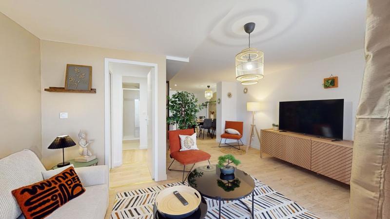 Appartement - 111 m² - 6 pièces