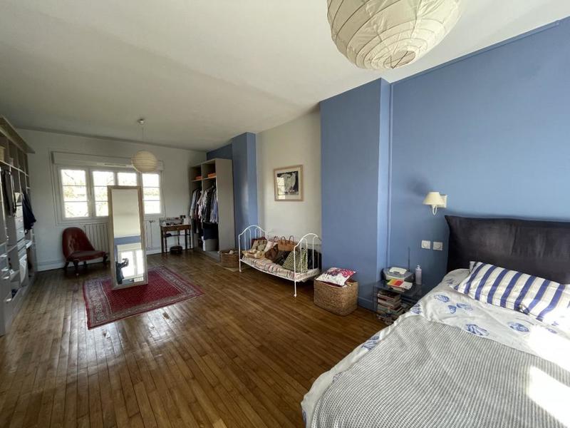 Maison de campagne - 270 m² - 8 pièces