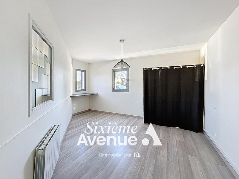 Maison - 105 m² - 4 pièces