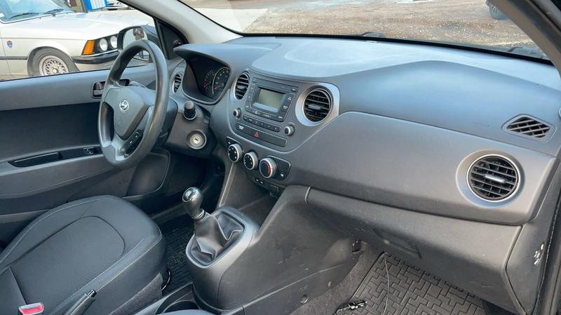 Hyundai i10 1.0 66 Initia - Première main