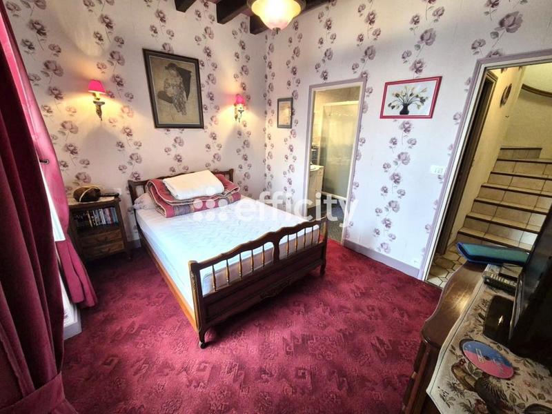 Maison - 345 m² - 14 pièces