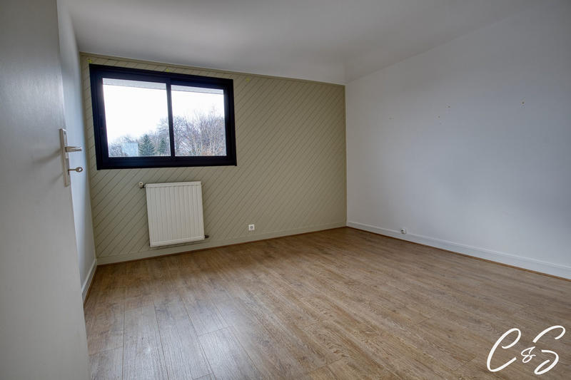 Maison - 136 m² - 6 pièces