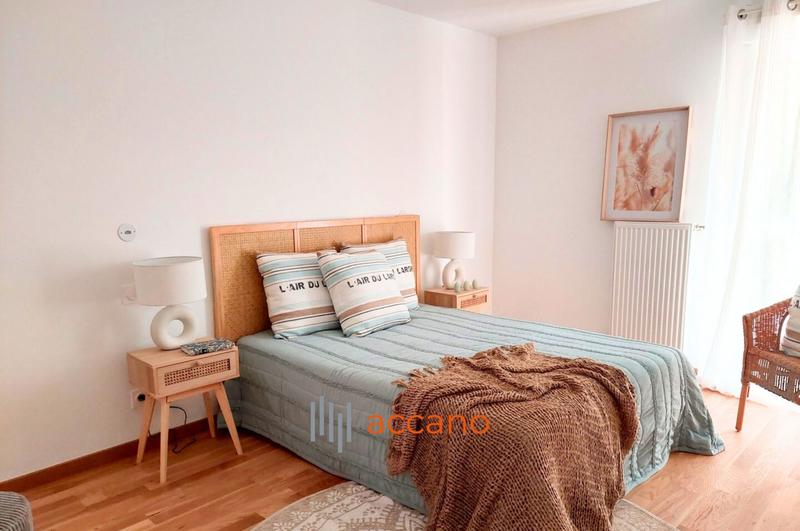 Appartement - 100 m² - 5 pièces