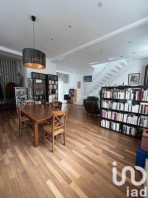Maison - 135 m² - 6 pièces