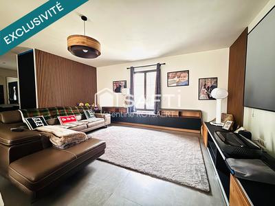 Maison - 293 m² - 10 pièces