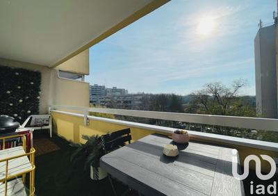 Appartement - 90 m² - 5 pièces