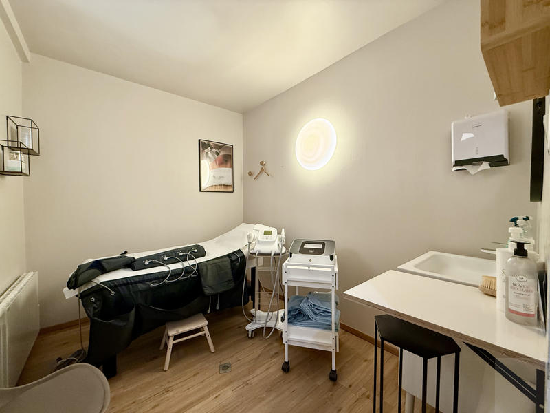 Fonds de commerce - Magasins - 60 m²