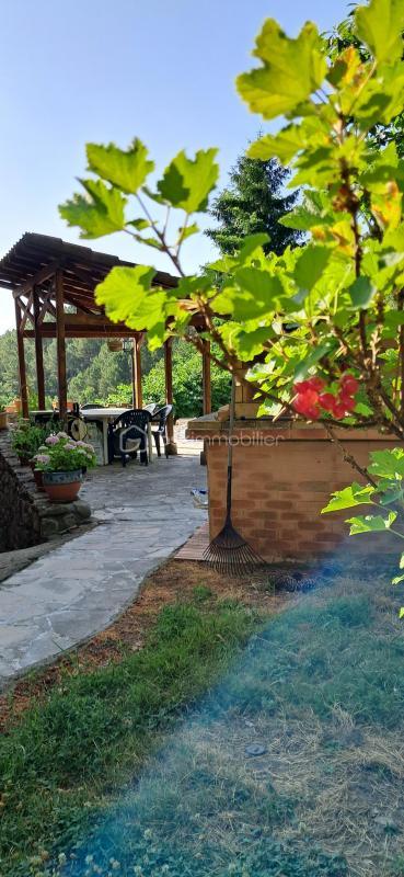 Maison traditionnelle - 169 m² - 6 pièces