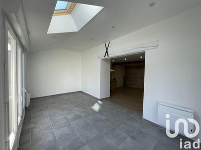 Maison - 93 m² - 5 pièces