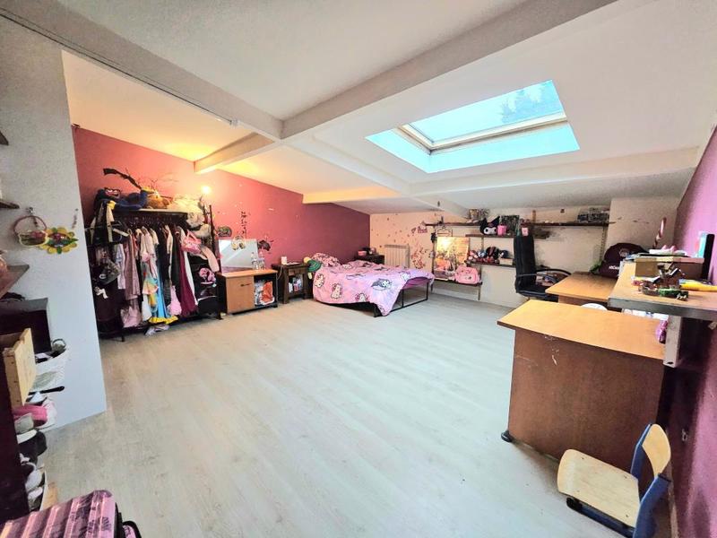 Maison - 195 m² - 7 pièces