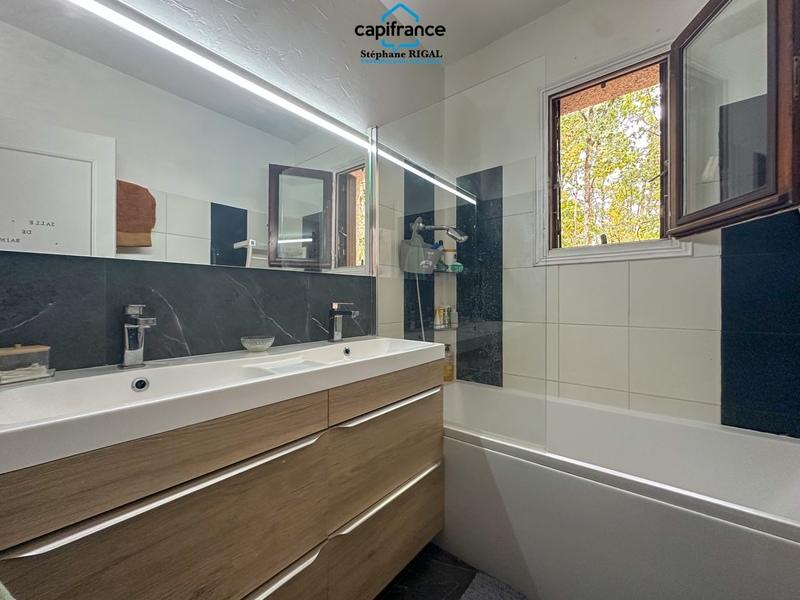 Maison - 115 m² - 6 pièces