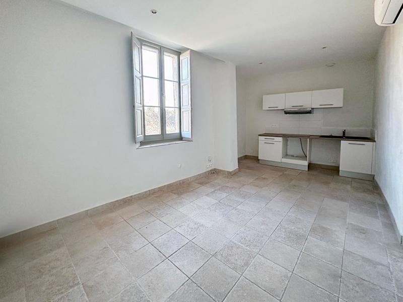 Immeuble - 270 m² - 10 pièces