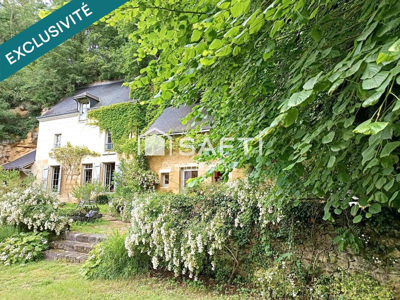 Maison - 244 m² - 8 pièces