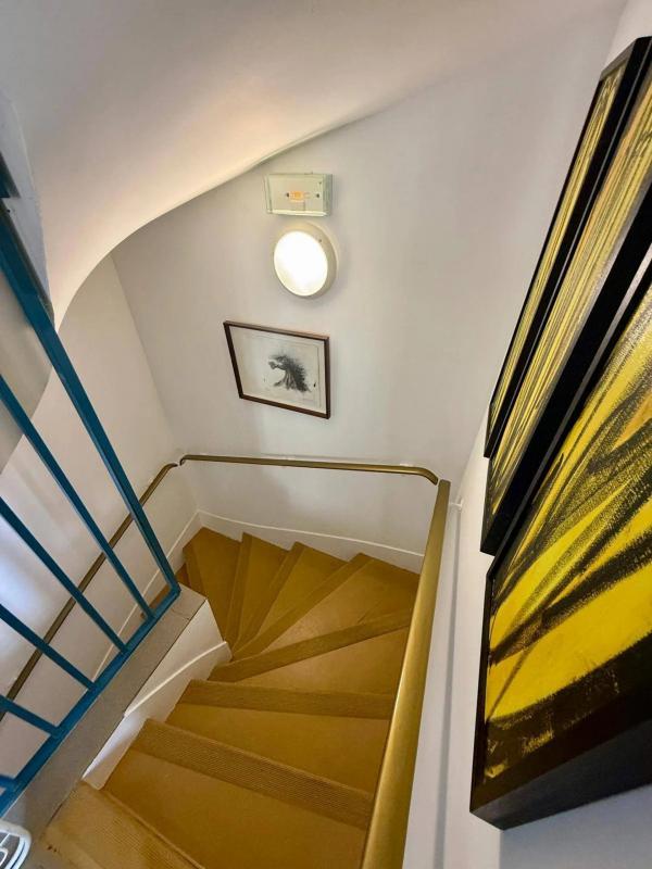 Propriété - 202 m² - 6 pièces