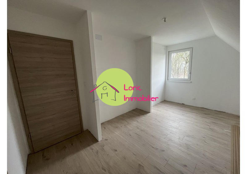 Maison - 96 m² - 5 pièces