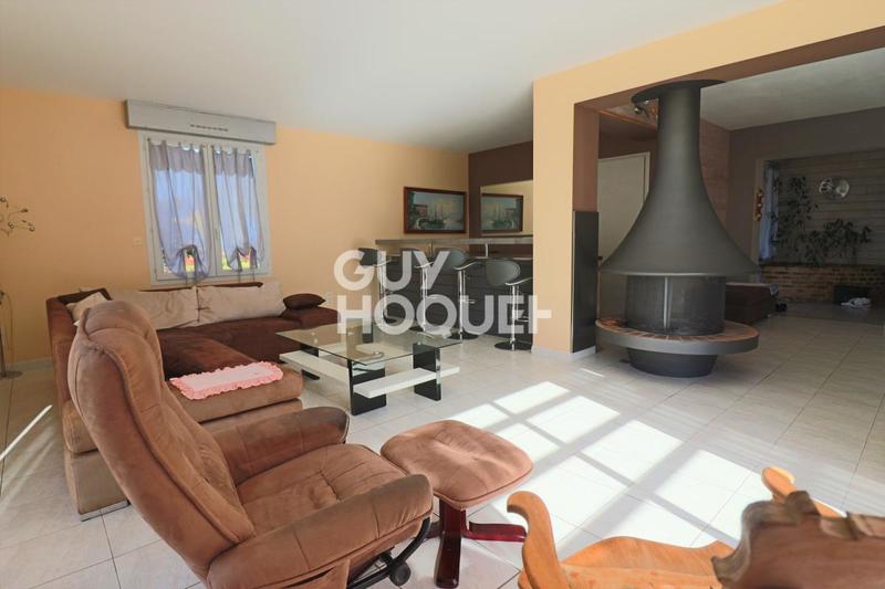 Maison - 240 m² - 7 pièces