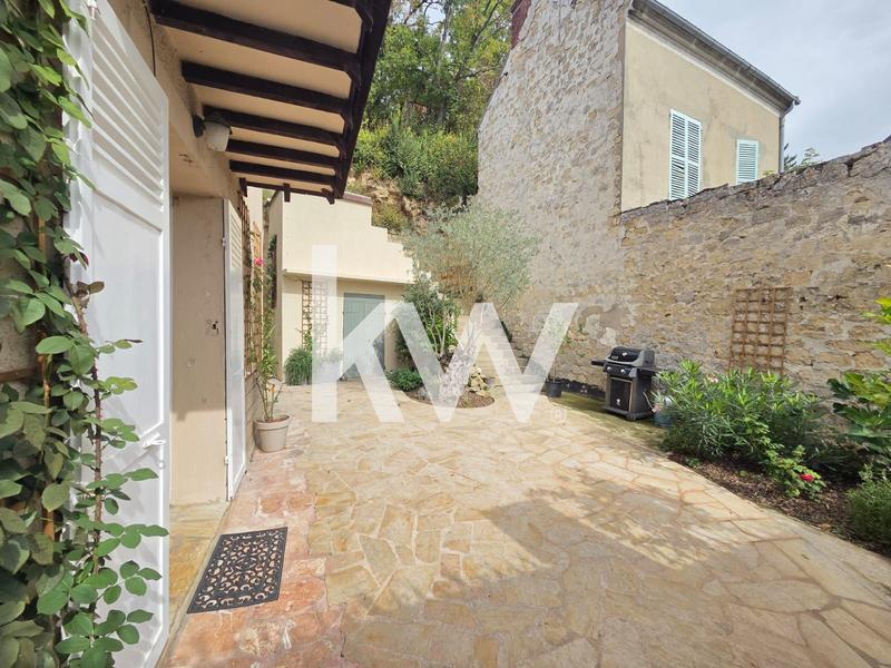 Maison - 150 m² - 7 pièces