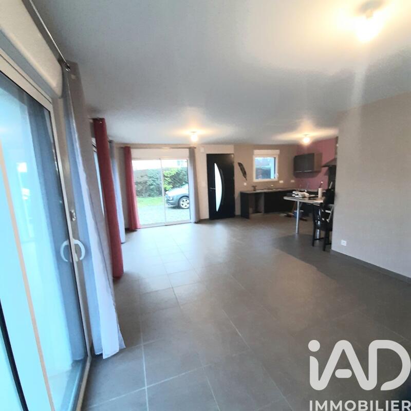 Maison - 98 m² - 4 pièces