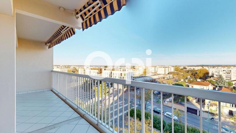 Appartement - 70 m² - 4 pièces