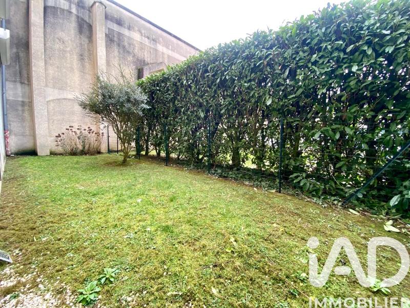 Appartement - 90 m² - 3 pièces