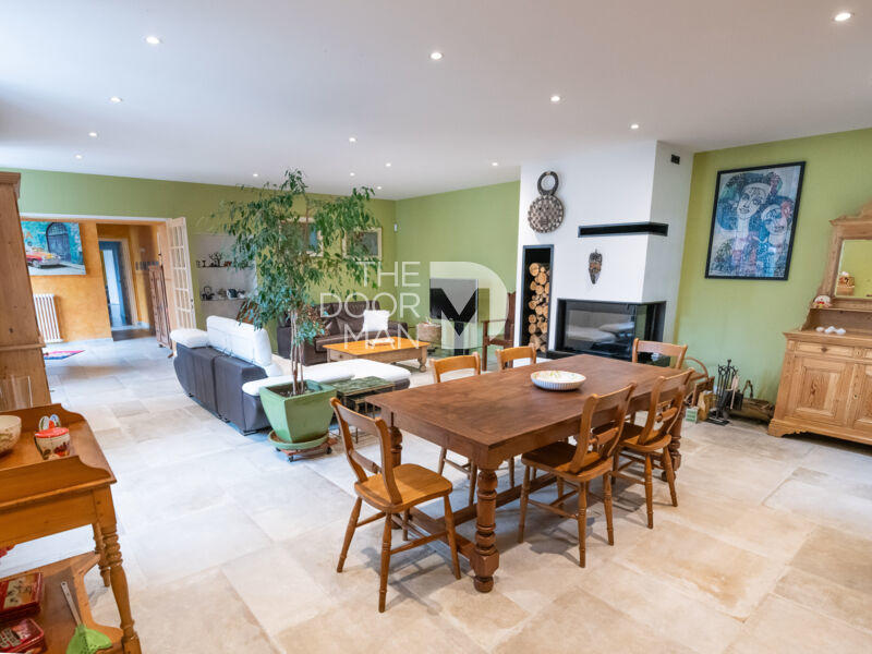 Longère - 334 m² - 9 pièces