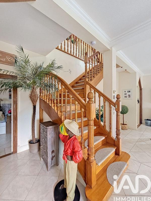 Maison - 158 m² - 8 pièces