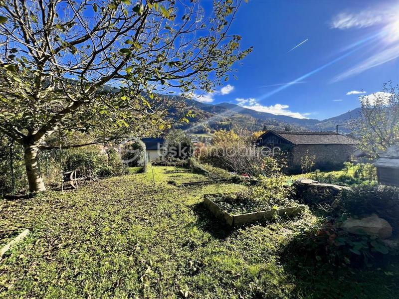 Maison - 196 m² - 6 pièces