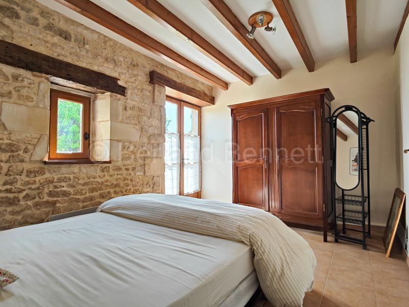 Maison en pierre - 146 m² - 4 pièces