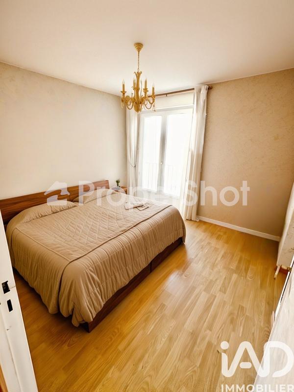 Maison - 93 m² - 5 pièces