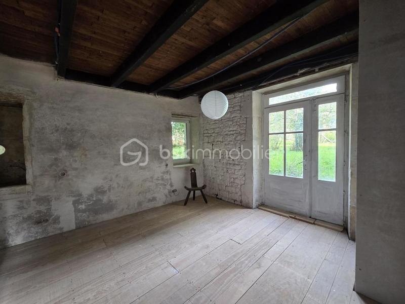 Maison en pierre - 160 m² - 6 pièces