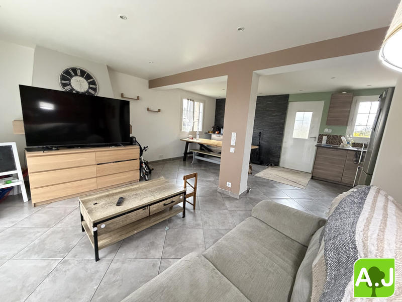 Maison - 145 m² - 5 pièces