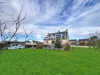 Maison - 137 m² - 5 pièces