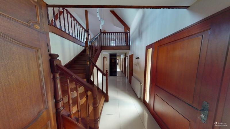 Maison ancienne - 180 m² - 7 pièces