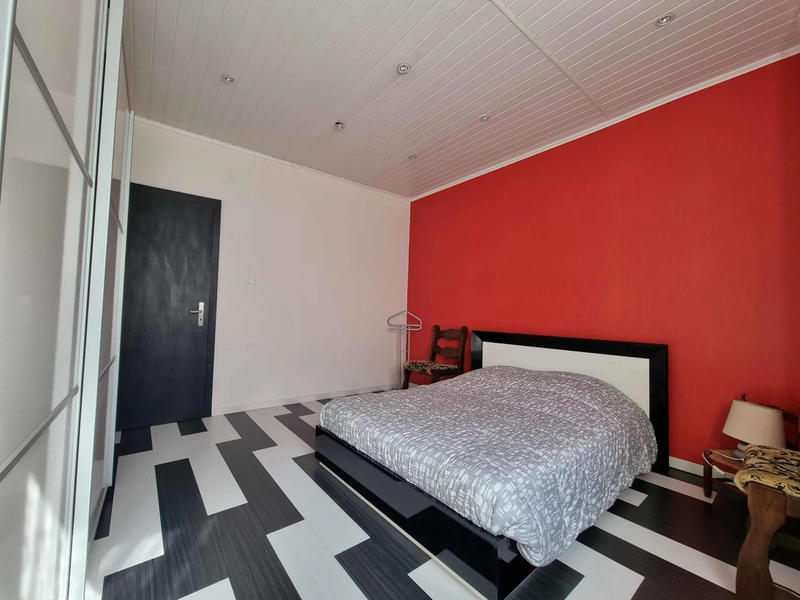 Maison traditionnelle - 193 m² - 5 pièces