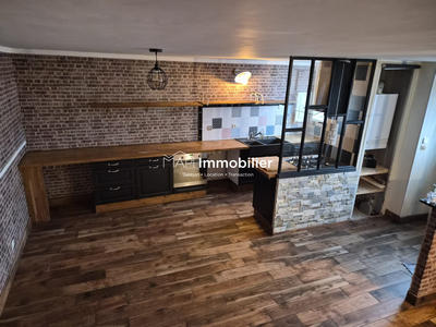 Maison - 76 m² - 4 pièces