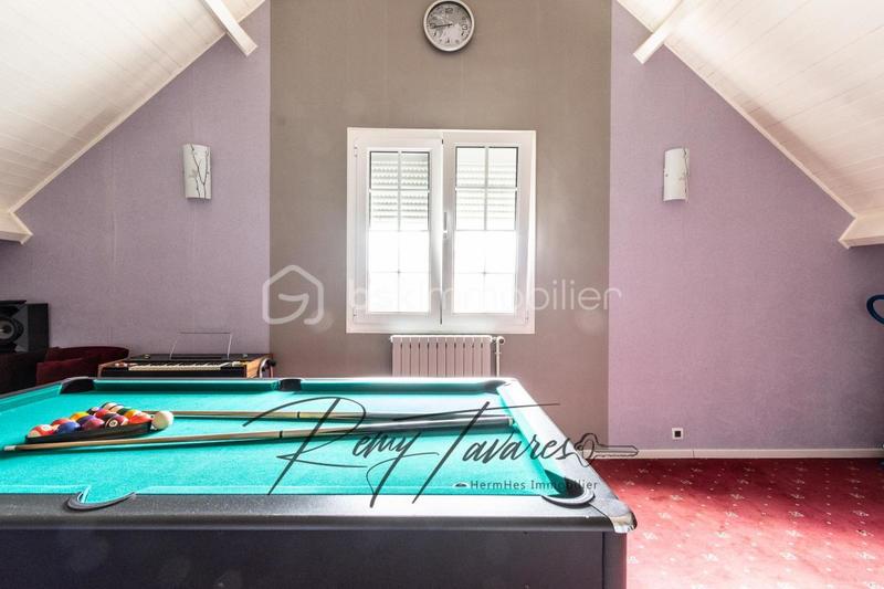 Pavillon - 175 m² - 9 pièces