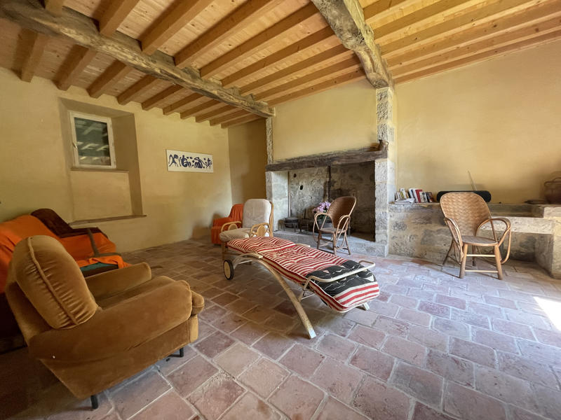 Maison - 280 m² - 14 pièces