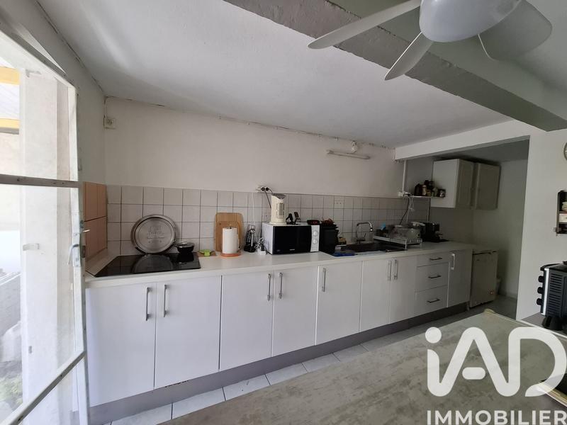 Maison - 196 m² - 7 pièces