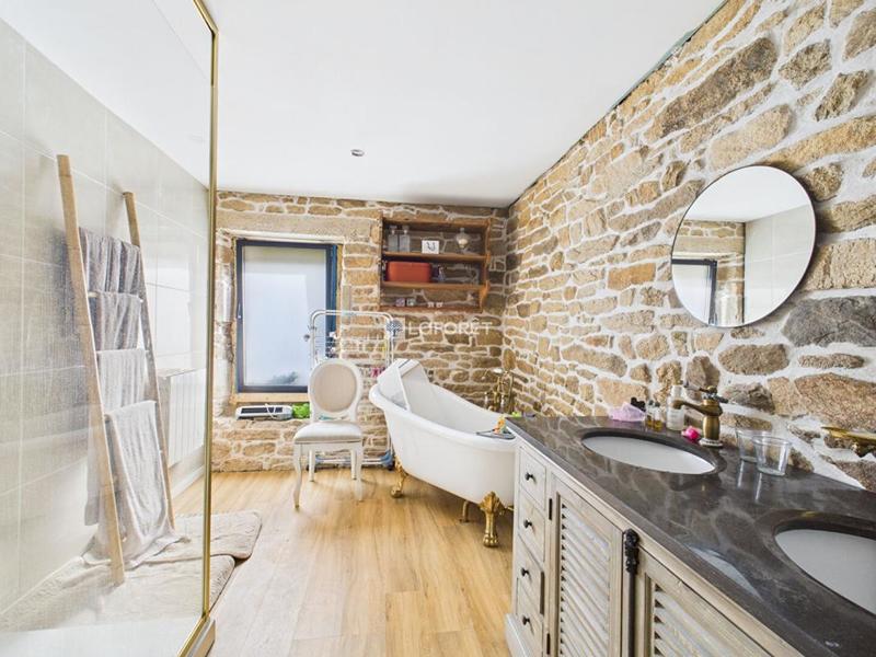 Maison - 95 m² - 3 pièces