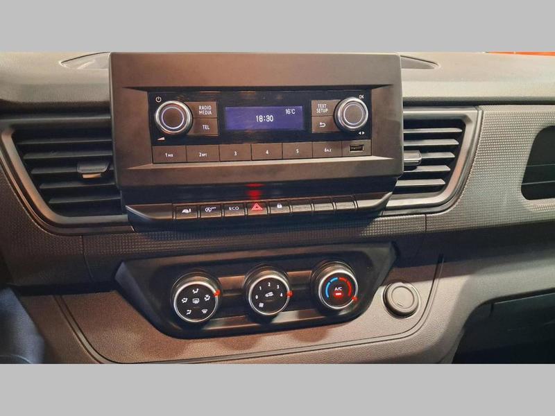 Renault Trafic Fourgon Fgn L2h1 3000 Kg Blue Dci 130 Confort