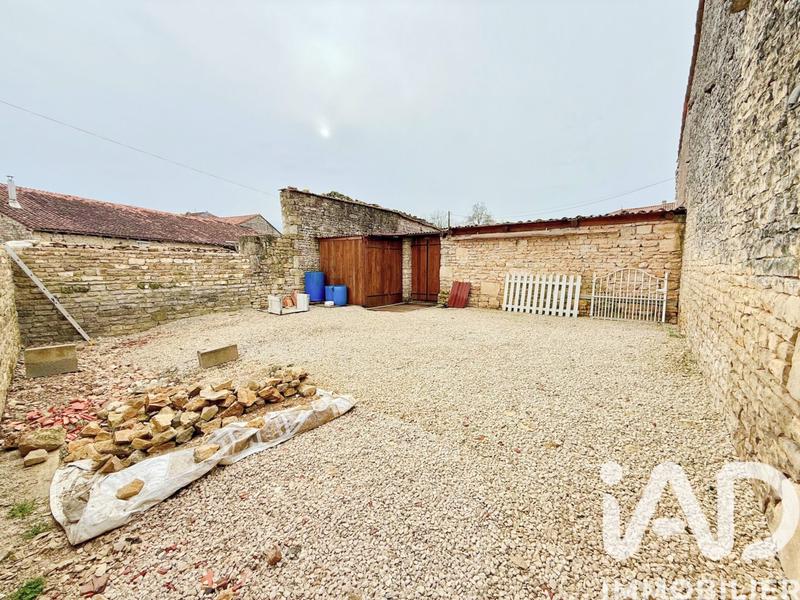 Maison - 80 m² - 4 pièces