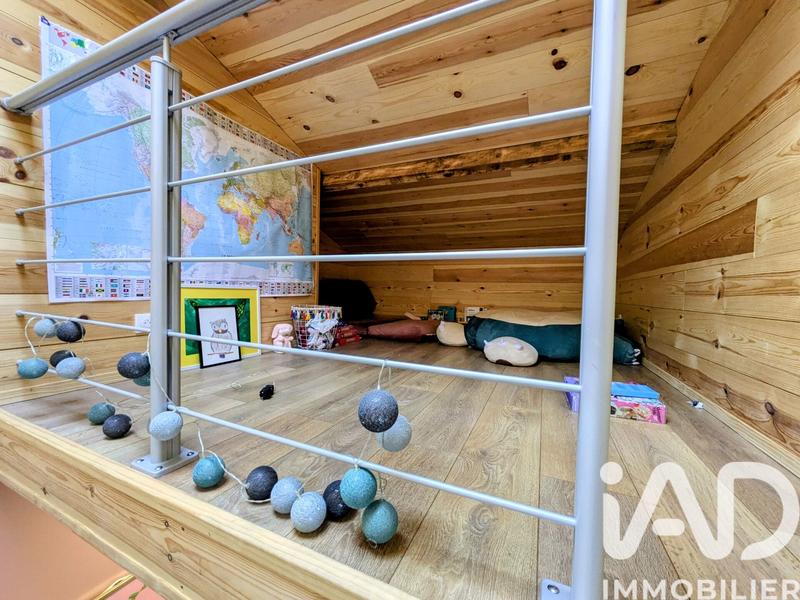 Maison - 174 m² - 7 pièces