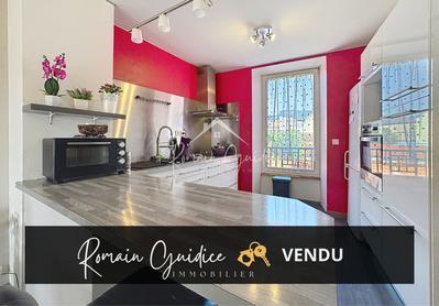 Appartement - 72 m² - 3 pièces