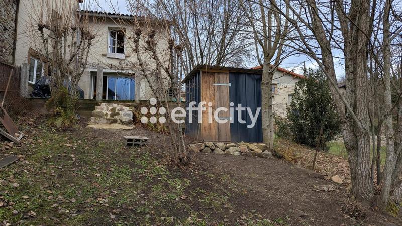 Maison - 92 m² - 6 pièces
