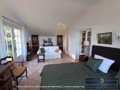 Villa - 185 m² - 6 pièces