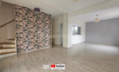 Maison traditionnelle - 171 m² - 7 pièces