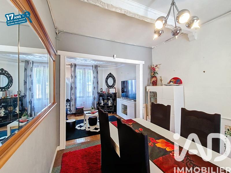 Maison - 89 m² - 5 pièces